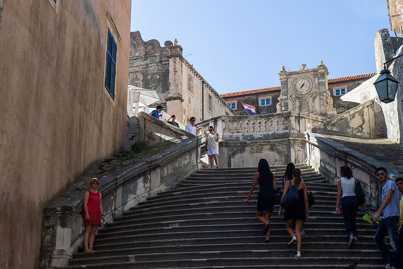 Baroque Staircase (Dubrovnik) and the Famous “Shaming” scene2