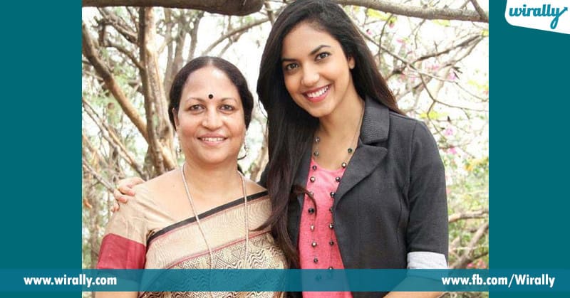 Ritu varma with his mother
