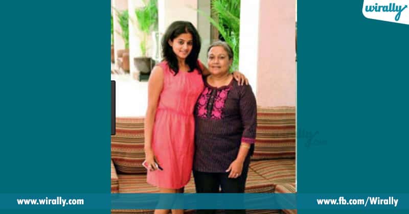 priyamani with his mother