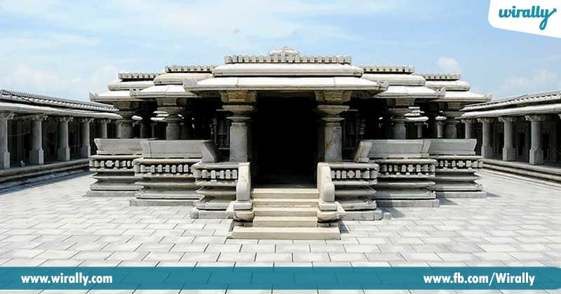 2-venugopala-swamy-temple