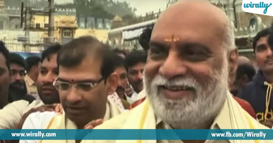 2. K.Raghavendra Rao – Visits Tirupati and shaves his beard after completing the shooting.