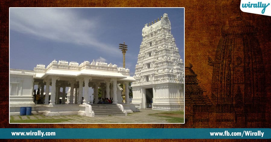 2 Famous Temples in Hyderabad