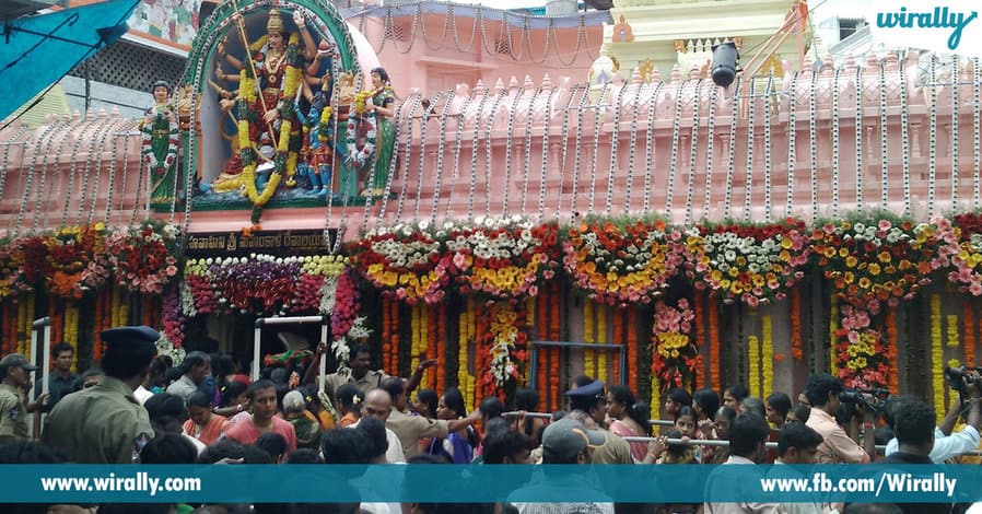 4 visiting a temple during Amavasya