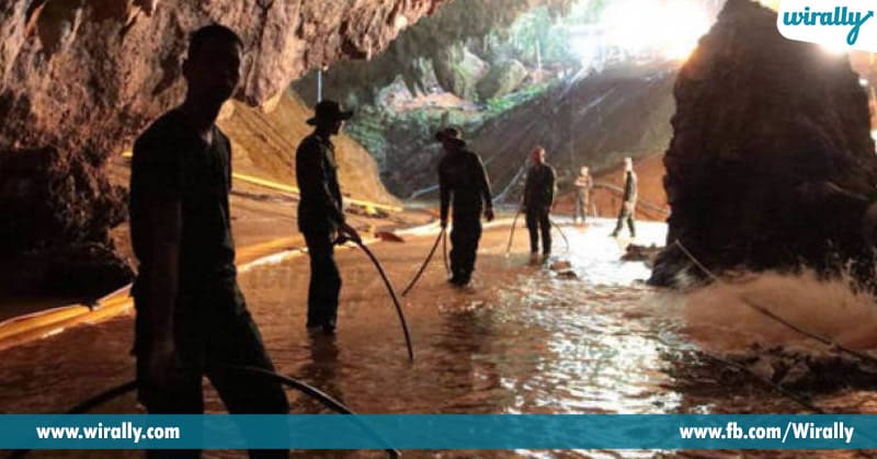 12 Boys,1 Coach Trapped In Cave