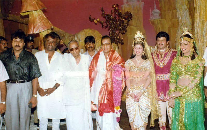 18. Rare pic of BalaKrishna with SR NTR, Chirnajeevi and others
