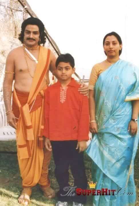 21. Rare pic of BalaKrishna and his wife Vasundhara with their son Mokshagna
