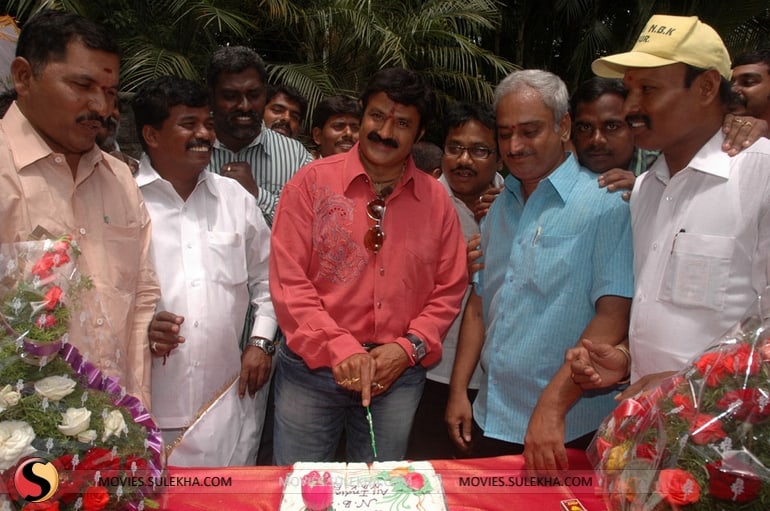 56. Balakrishna celebrating his birthday with fans