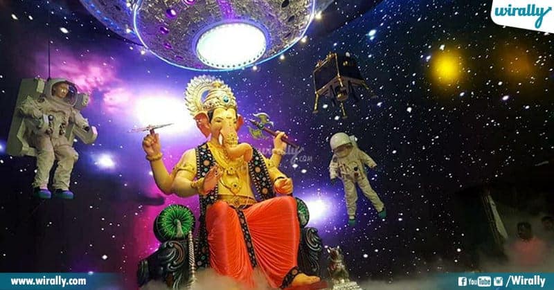 Chandrayaan 2 Ganesh Installed in Mumbai