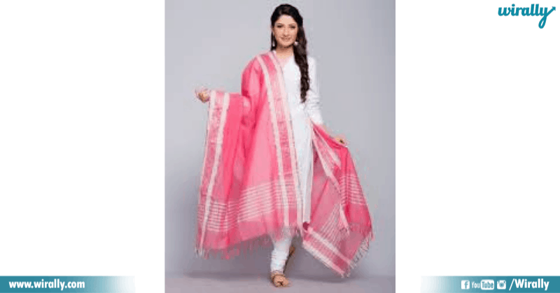Styles Of Draping A Dupatta