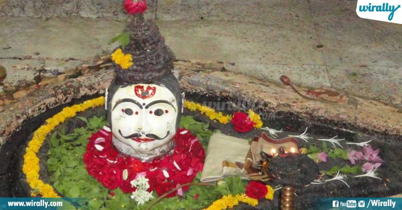 Lord Shiva Dwadasa Jyotirlinga