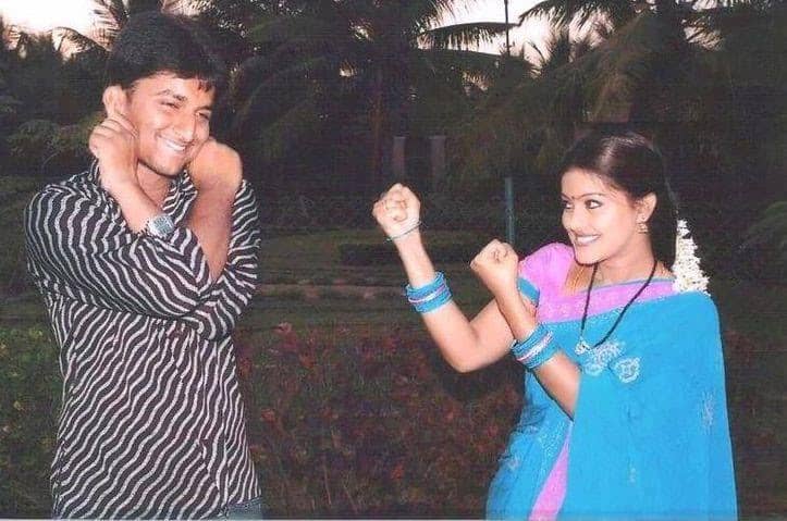 9. Nani with Heroine Sneha during Radha Gopalam shoot