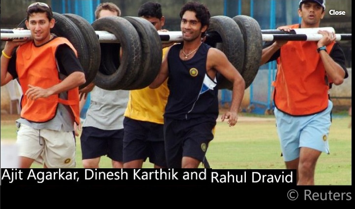 14. Ajit Agarkar, Dinesh Karthik And Rahul Dravid Rare Pic From Practice Session