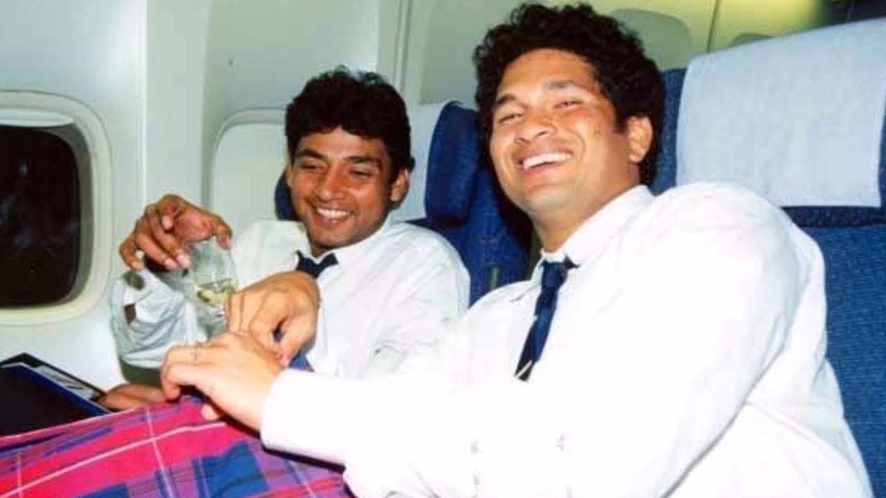 19. Rare Pic Of Sachin Tendulkar With Ajay Jadeja