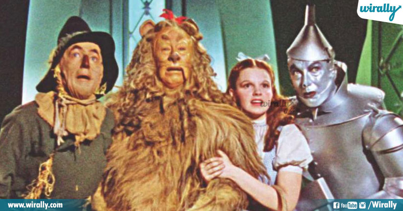 1.THE WIZARD OF OZ (1939)