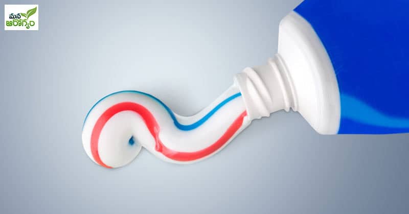 toothpaste to reduce blemishes on the face