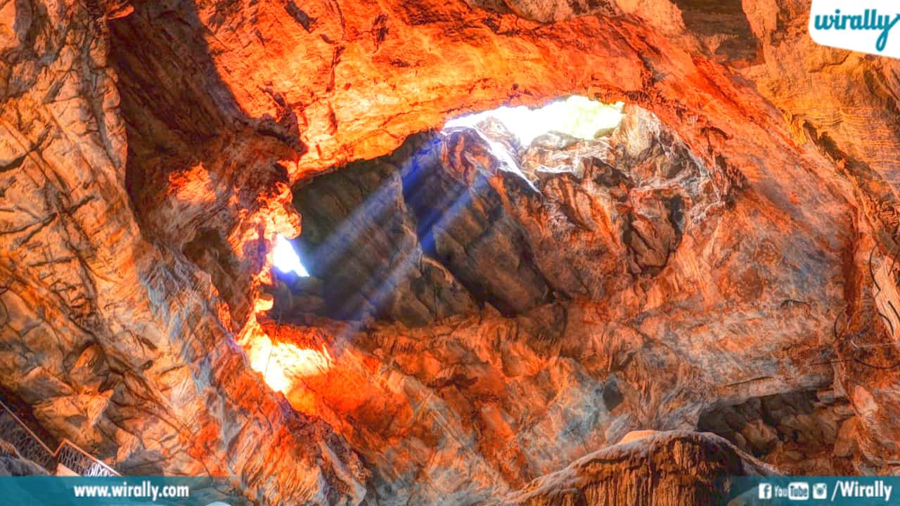 Borra Caves - Araku Valley